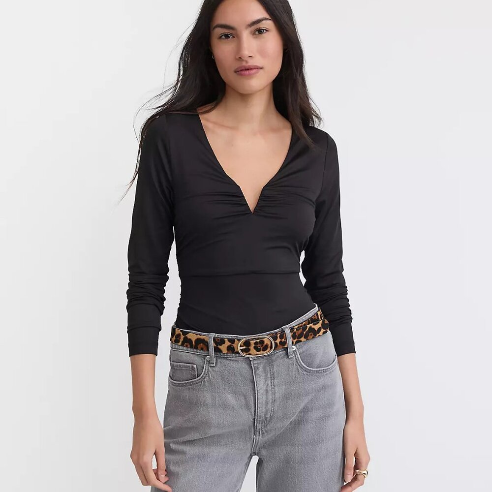 NWT Loft Ruched Deep V-Neck Top - Picture 2 of 7